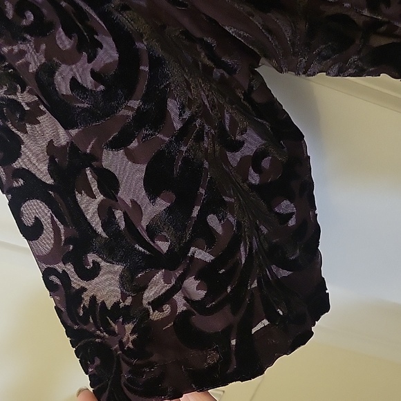 Women's B Young Velvet Sheer Top - Picture 4 of 8